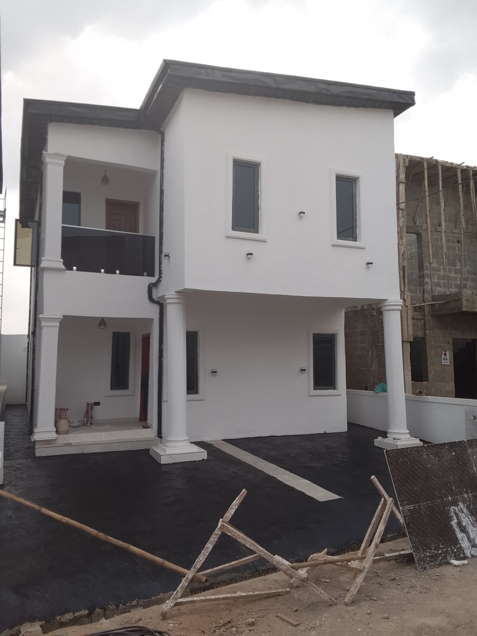 Tantalising Executive 4-bedroo...