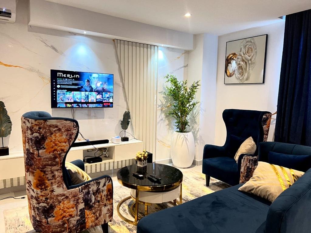 Luxury 1 Bedroom Apartment